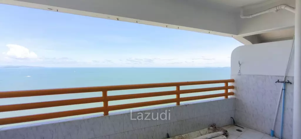 Stunning 21st Floor Studio at Sunshine Beach Condotel