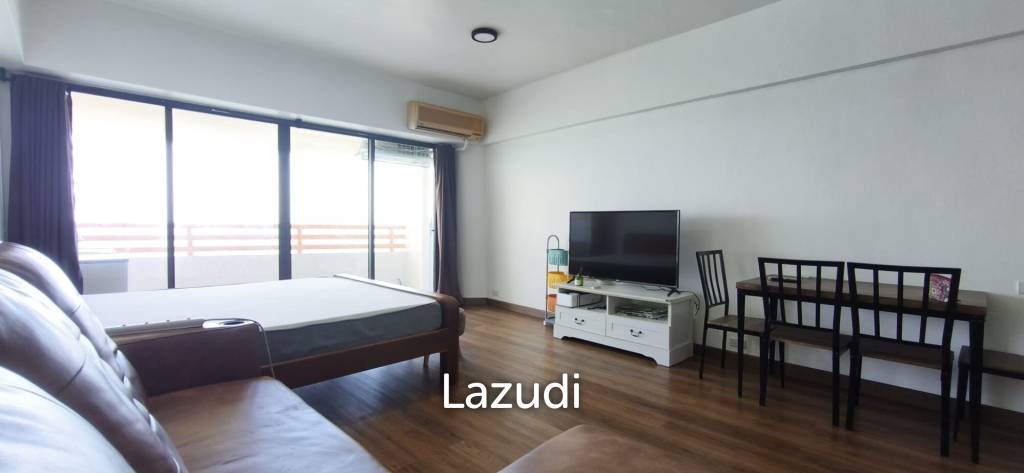 Stunning 21st Floor Studio at Sunshine Beach Condotel