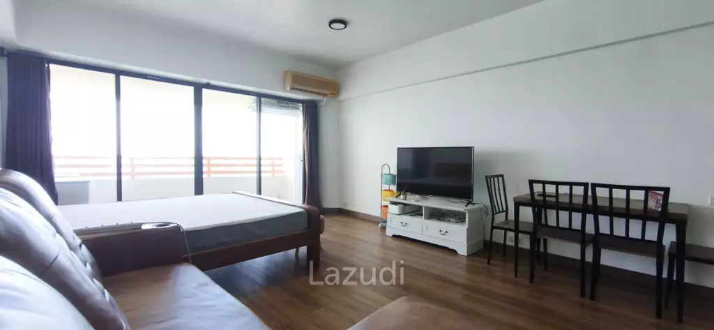 Stunning 21st Floor Studio at Sunshine Beach Condotel