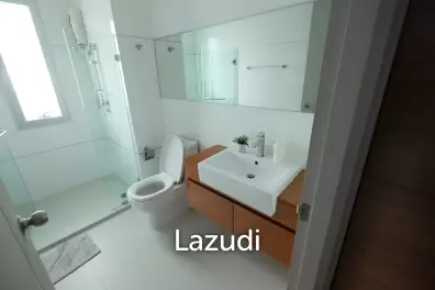 62 sqm modern 2 bedroom condo on high floor in Bang Kapi Bangkok