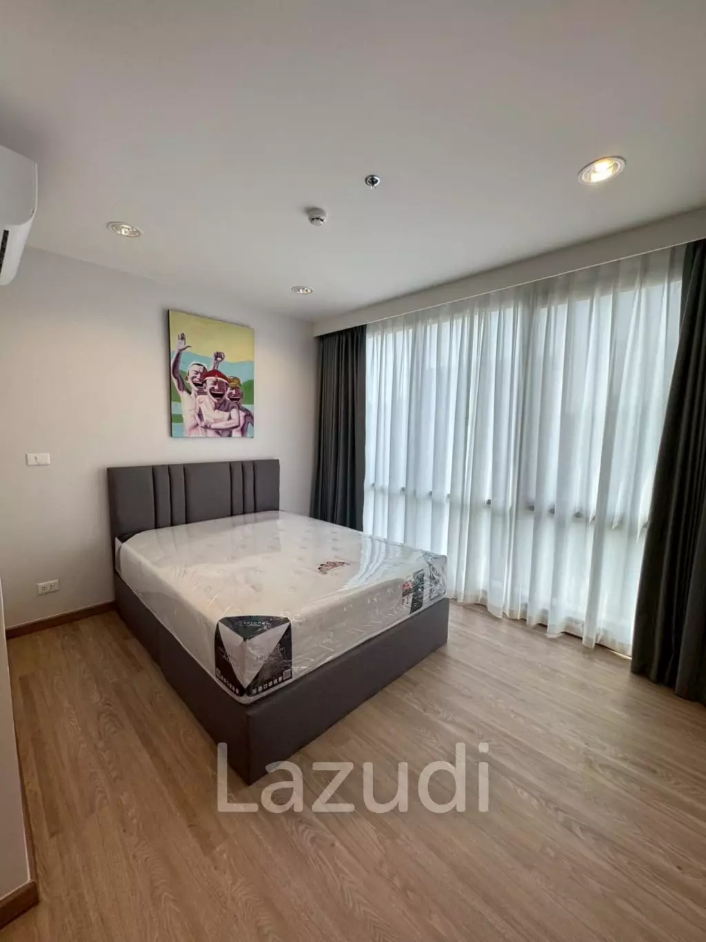201 sqm modern 3 bedroom apartment in Sathorn 111 Thung Mahamek Bangkok