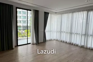 201 sqm modern 3 bedroom apartment in Sathorn 111 Thung Mahamek Bangkok