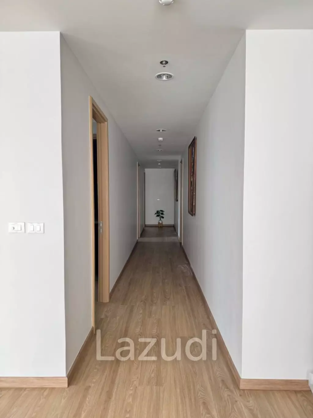 201 sqm modern 3 bedroom apartment in Sathorn 111 Thung Mahamek Bangkok