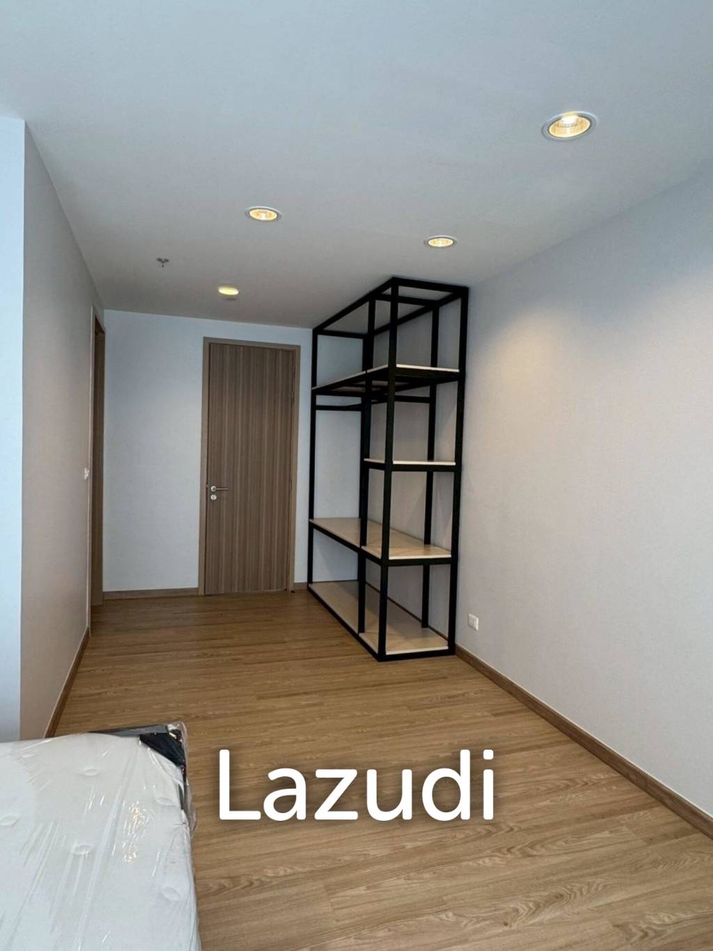 201 sqm modern 3 bedroom apartment in Sathorn 111 Thung Mahamek Bangkok