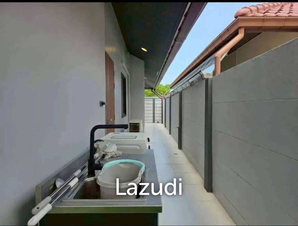 Fully Renovated Luxury Pool Villa for Sale in Huai Yai