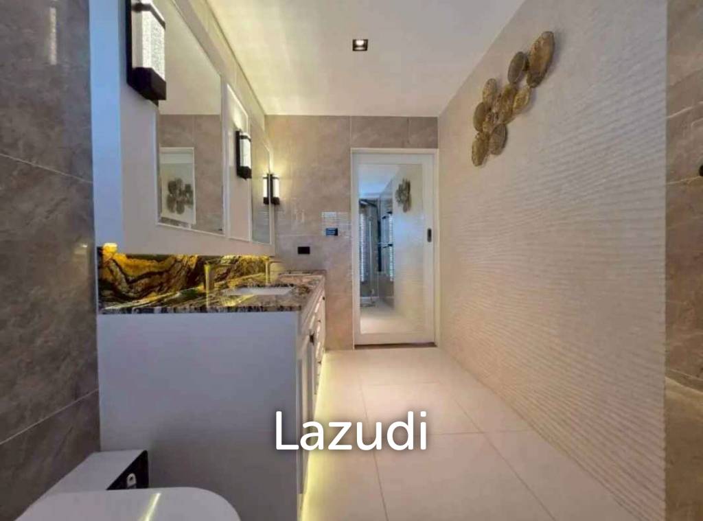 Fully Renovated Luxury Pool Villa for Sale in Huai Yai