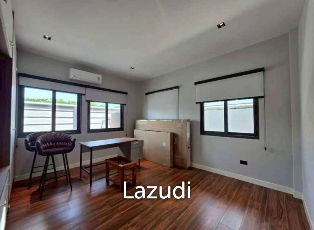 Fully Renovated Luxury Pool Villa for Sale in Huai Yai