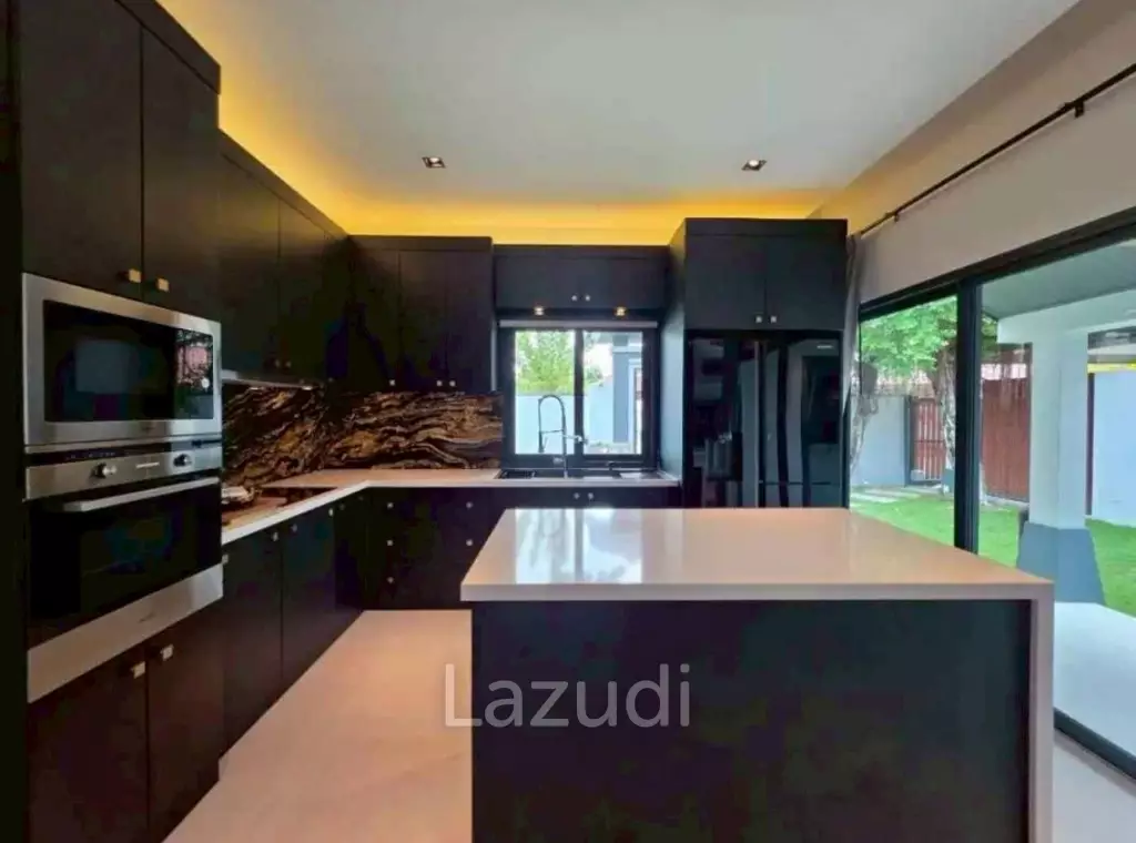 Fully Renovated Luxury Pool Villa for Sale in Huai Yai