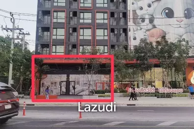 71.8 sqm retail unit in modern Bangna building, Bangkok