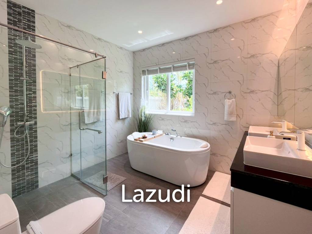 Tropical Golf Retreat Villa at Aria 2, Hua Hin