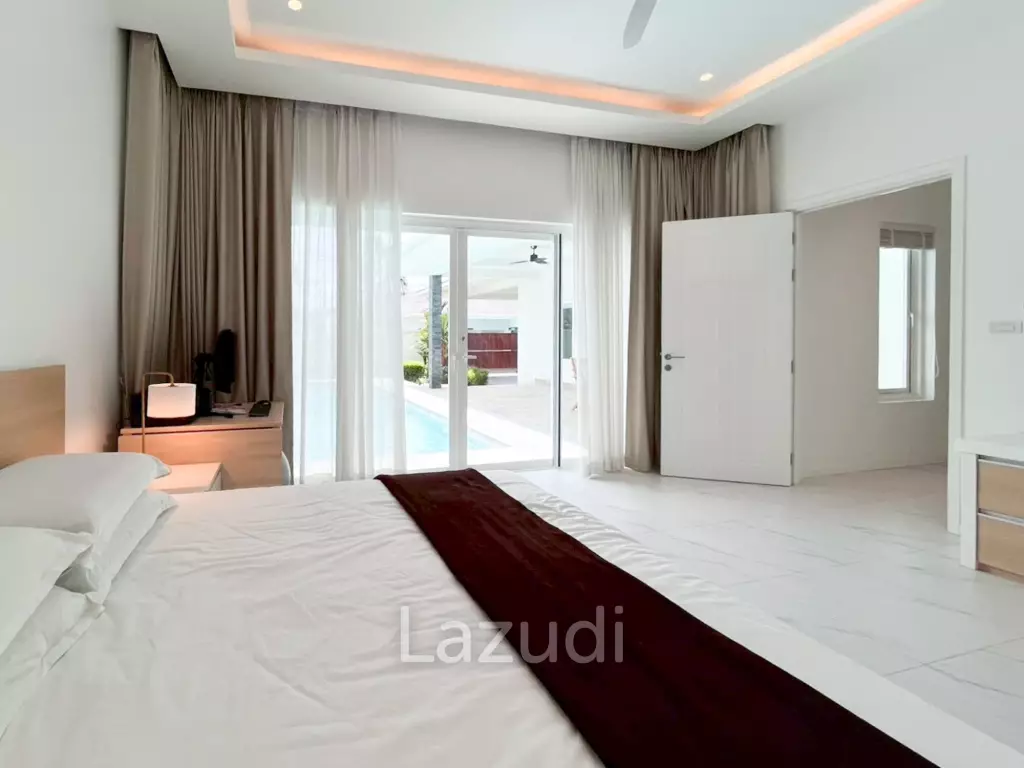 Tropical Golf Retreat Villa at Aria 2, Hua Hin