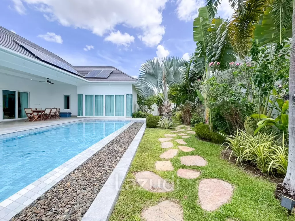 Tropical Golf Retreat Villa at Aria 2, Hua Hin
