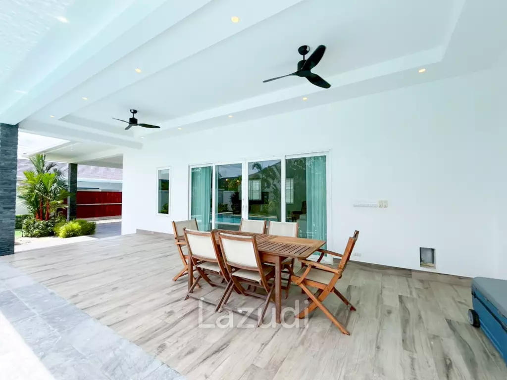 Tropical Golf Retreat Villa at Aria 2, Hua Hin