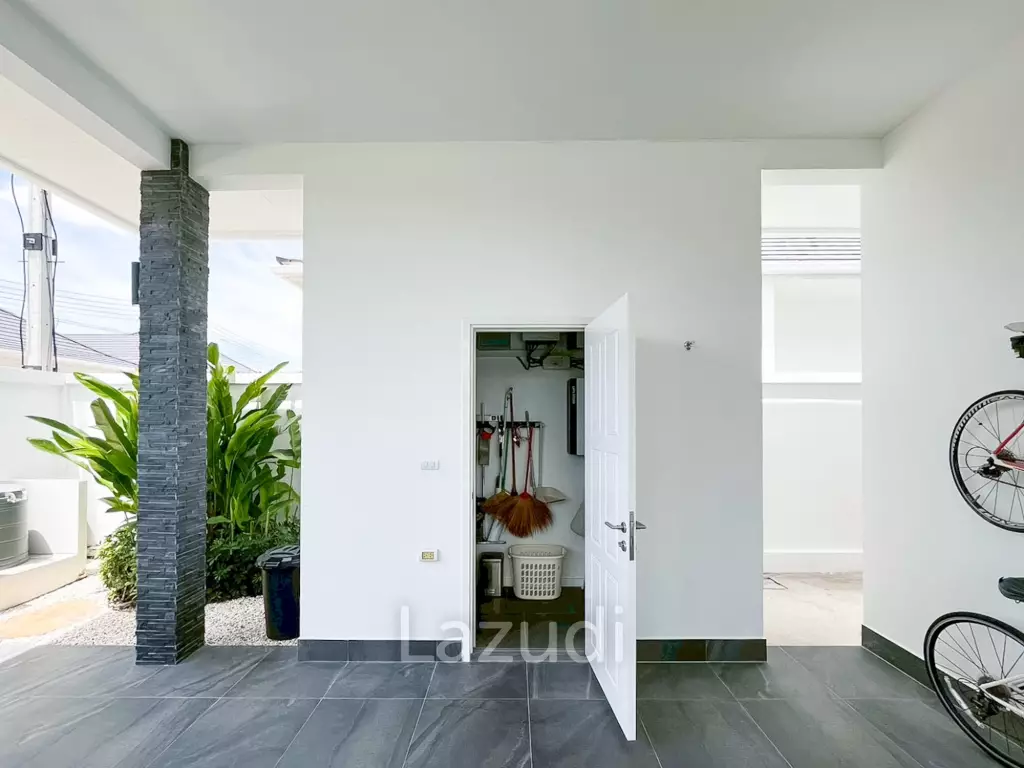 Tropical Golf Retreat Villa at Aria 2, Hua Hin
