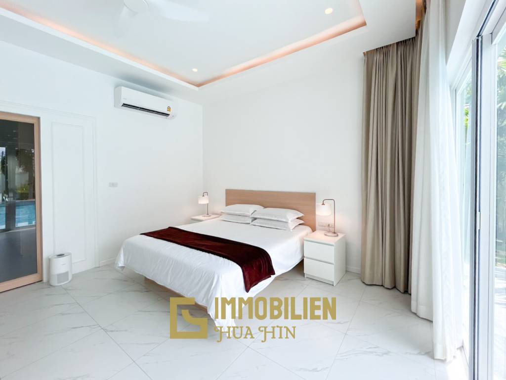 Tropical Golf Retreat Villa at Aria 2, Hua Hin