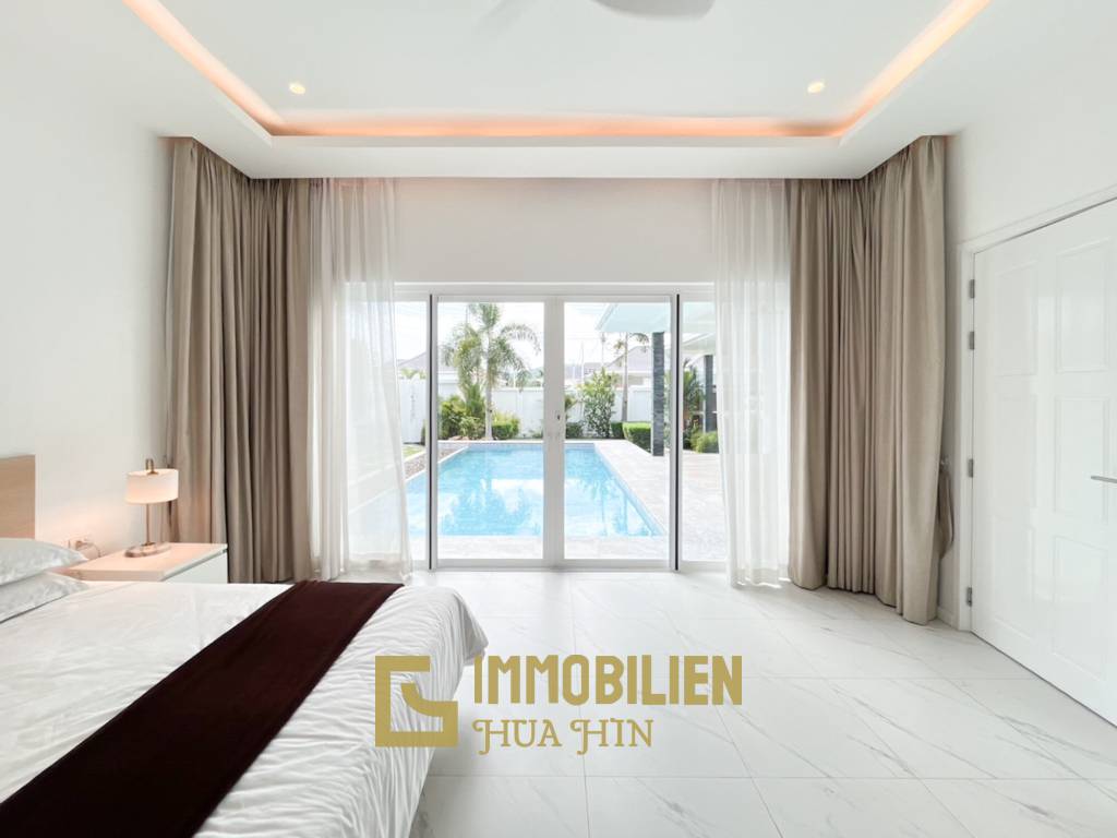 Tropical Golf Retreat Villa at Aria 2, Hua Hin