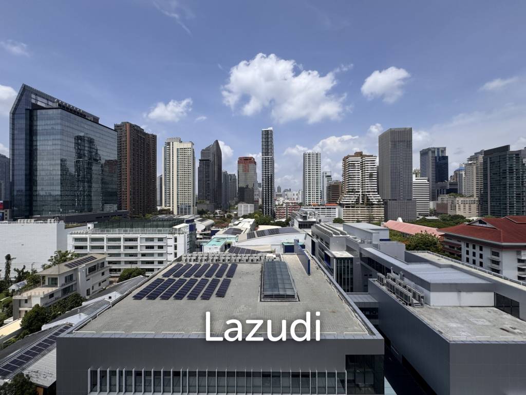 205 sqm 3-Bed Condo with Huge Terrace in Khlong Toei Nuea, Bangkok