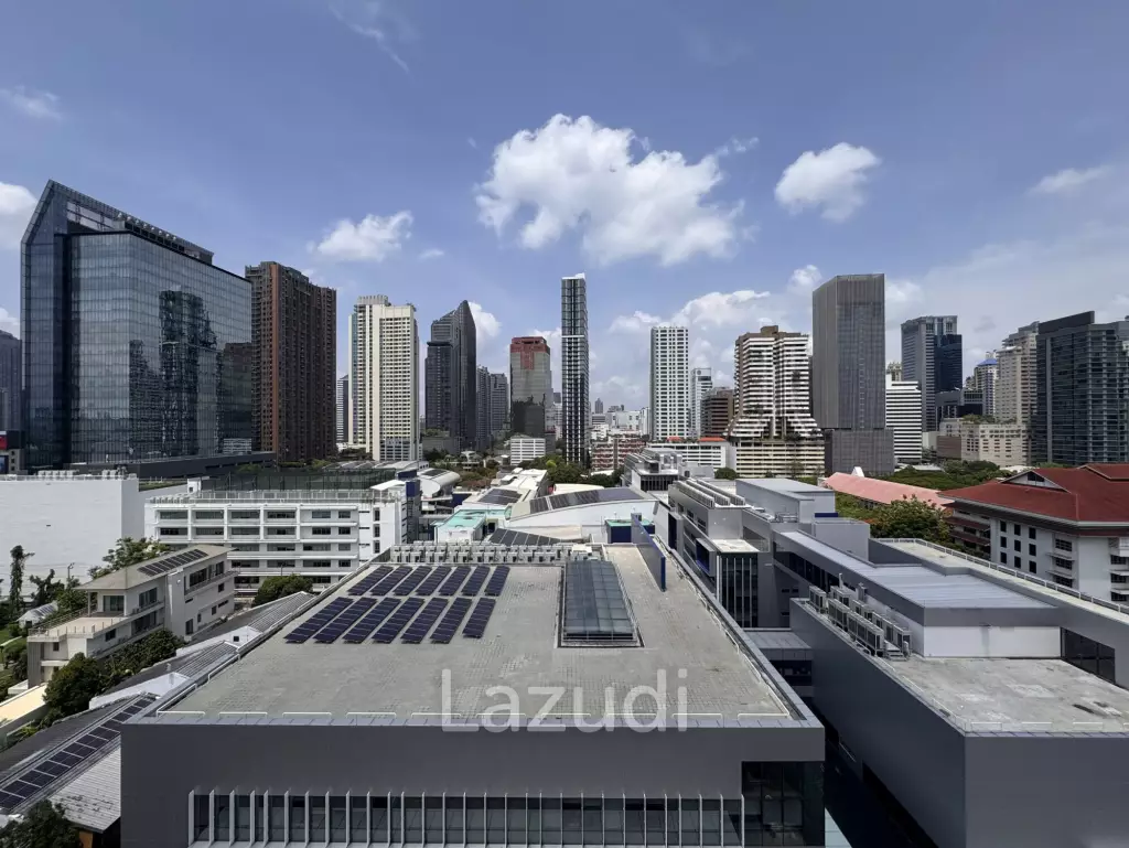 205 sqm 3-Bed Condo with Huge Terrace in Khlong Toei Nuea, Bangkok