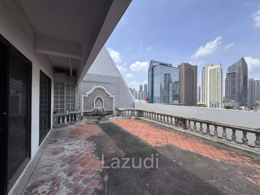 205 sqm 3-Bed Condo with Huge Terrace in Khlong Toei Nuea, Bangkok