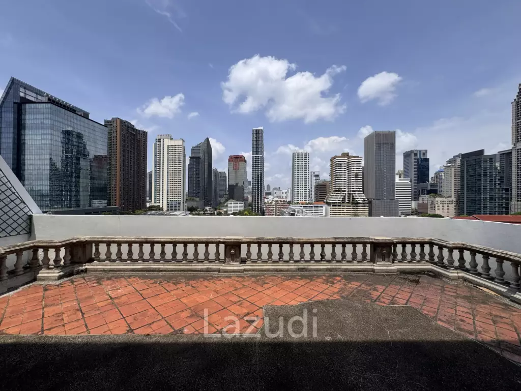 205 sqm 3-Bed Condo with Huge Terrace in Khlong Toei Nuea, Bangkok