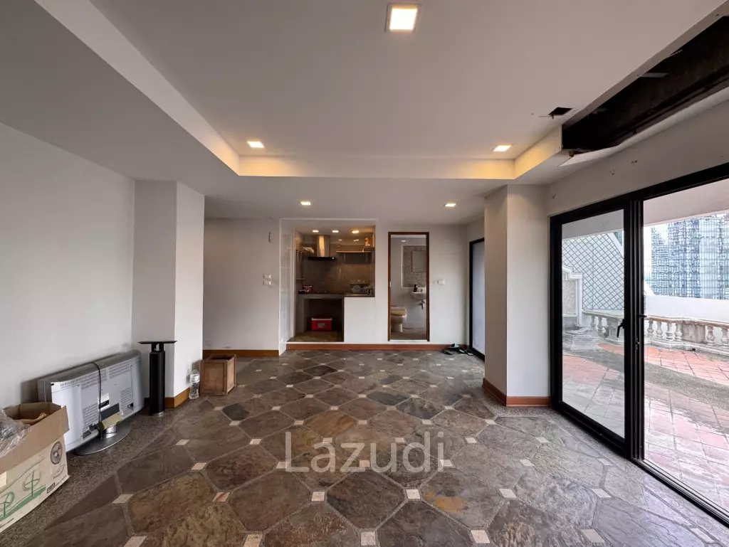 205 sqm 3-Bed Condo with Huge Terrace in Khlong Toei Nuea, Bangkok