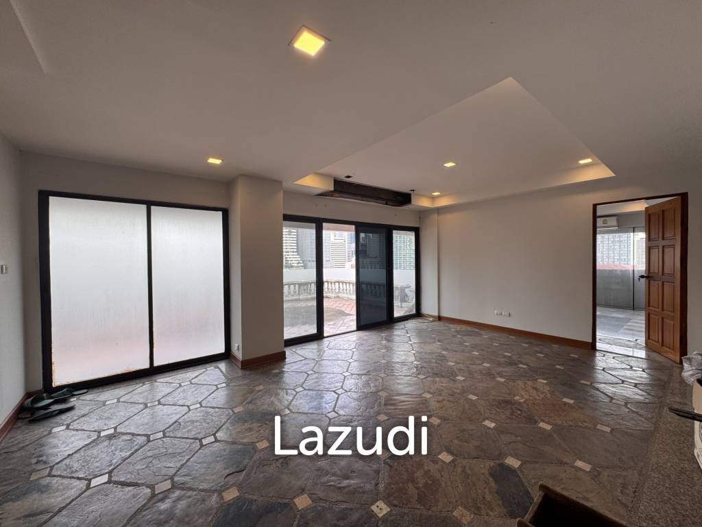 205 sqm 3-Bed Condo with Huge Terrace in Khlong Toei Nuea, Bangkok