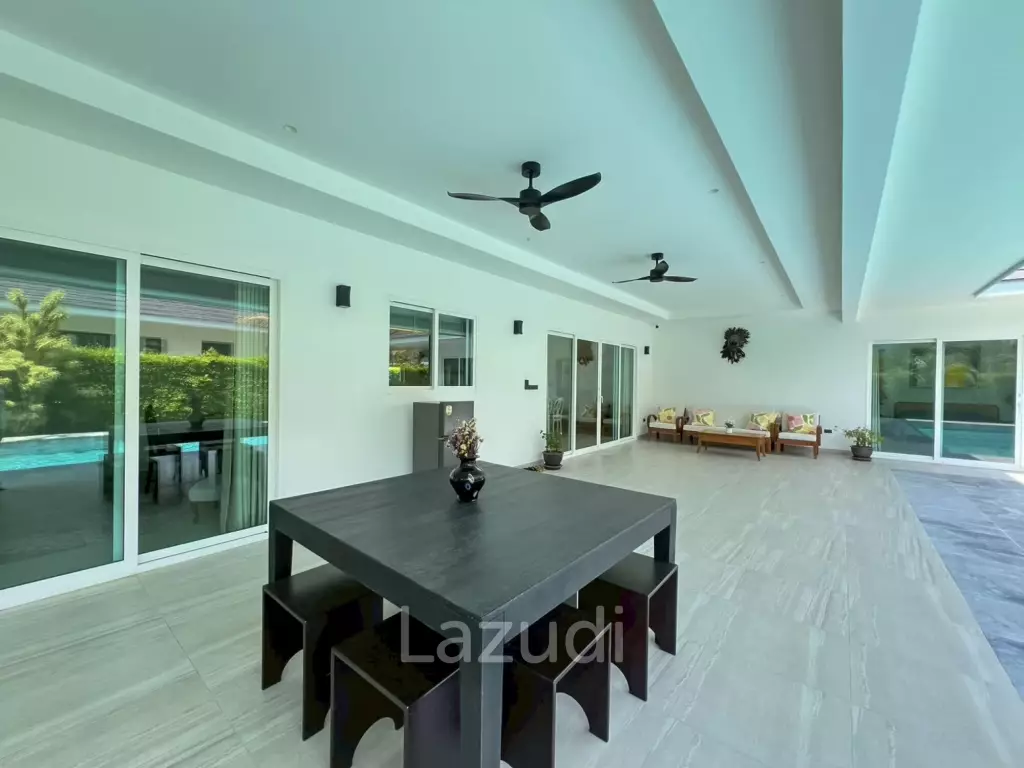 270 sqm modern pool villa in Hin Lek Fai Hua Hin