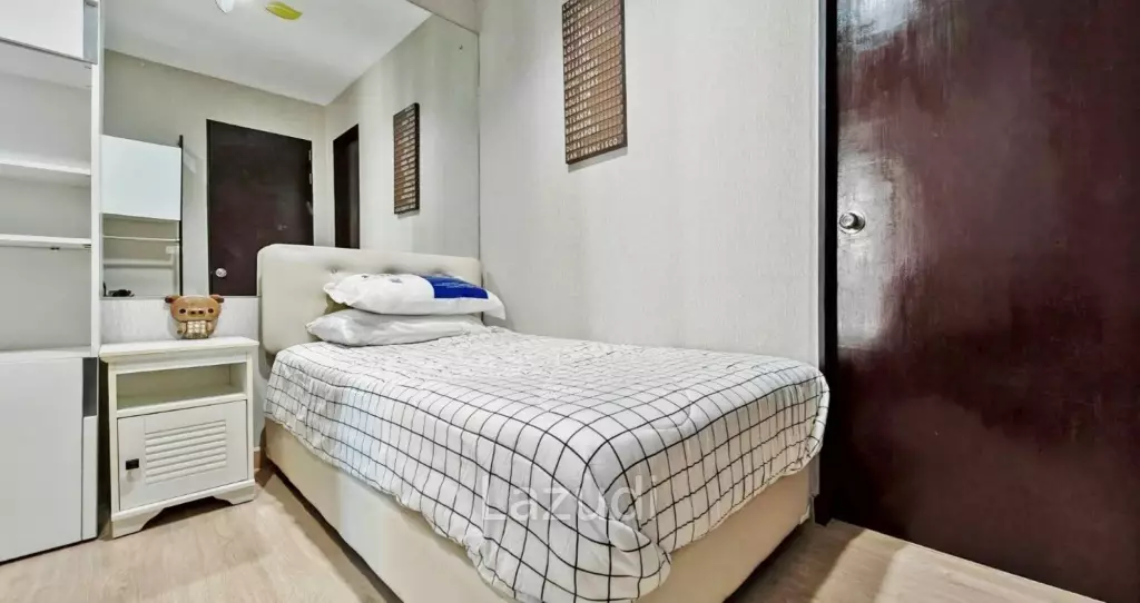 75 sqm high-floor condo at CitiSmart Sukhumvit 18 Khlong Toei Bangkok
