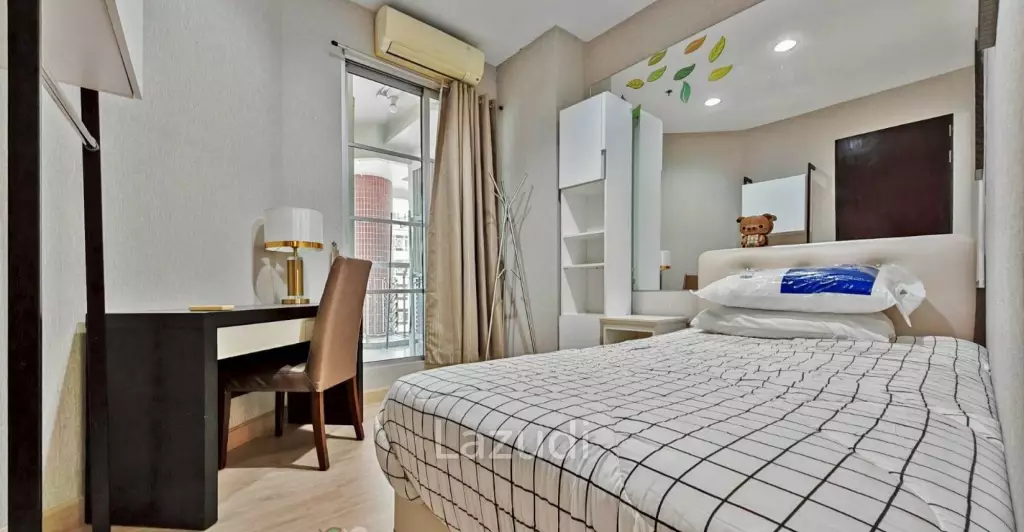 75 sqm high-floor condo at CitiSmart Sukhumvit 18 Khlong Toei Bangkok
