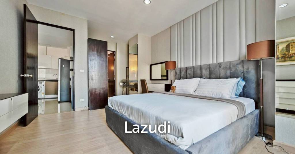 75 sqm high-floor condo at CitiSmart Sukhumvit 18 Khlong Toei Bangkok