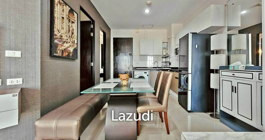 75 sqm high-floor condo at CitiSmart Sukhumvit 18 Khlong Toei Bangkok