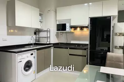 75 sqm high-floor condo at CitiSmart Sukhumvit 18 Khlong Toei Bangkok