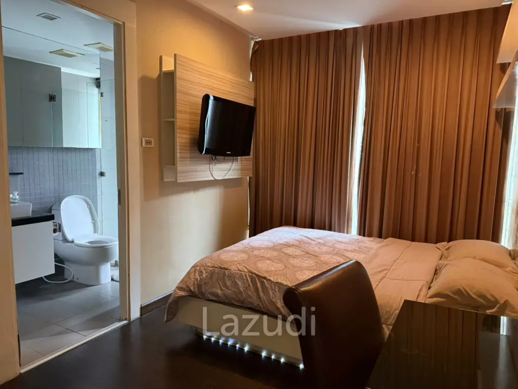 Apus Condominium 3 Bedroom Pool Access Unit for Sale