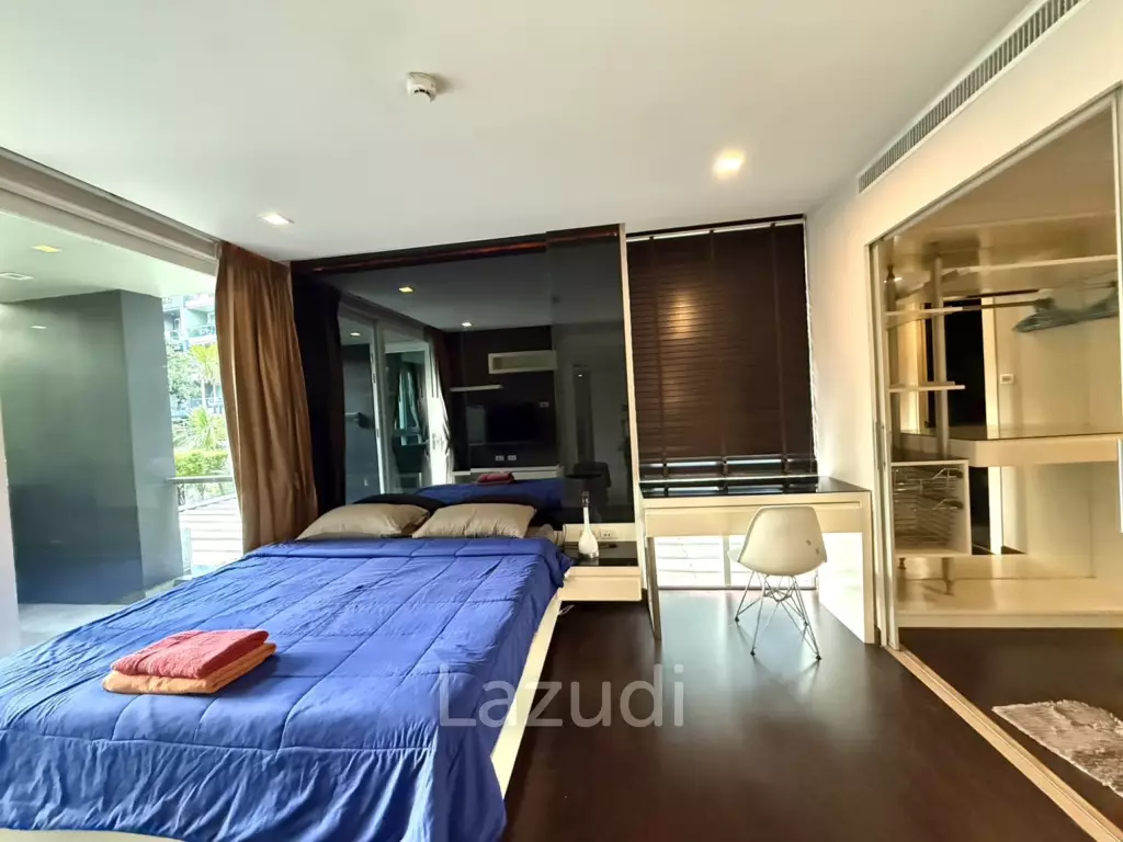 Apus Condominium 3 Bedroom Pool Access Unit for Sale