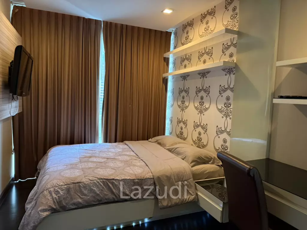 Apus Condominium 3 Bedroom Pool Access Unit for Sale