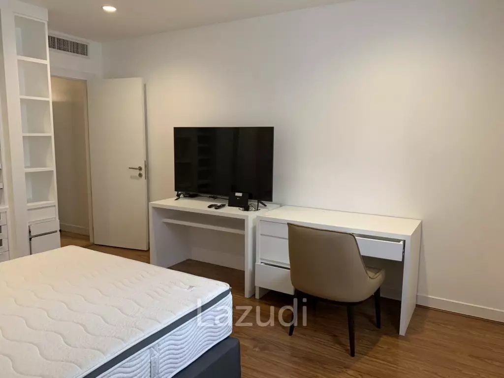 240 sqm 3 Bed Condo on 4th Floor at Shama Ekamai Bangkok, Phra Khanong Nuea