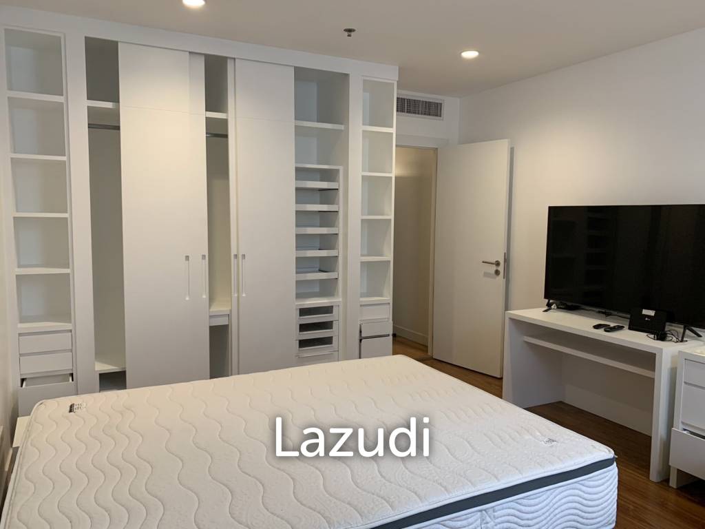 240 sqm 3 Bed Condo on 4th Floor at Shama Ekamai Bangkok, Phra Khanong Nuea