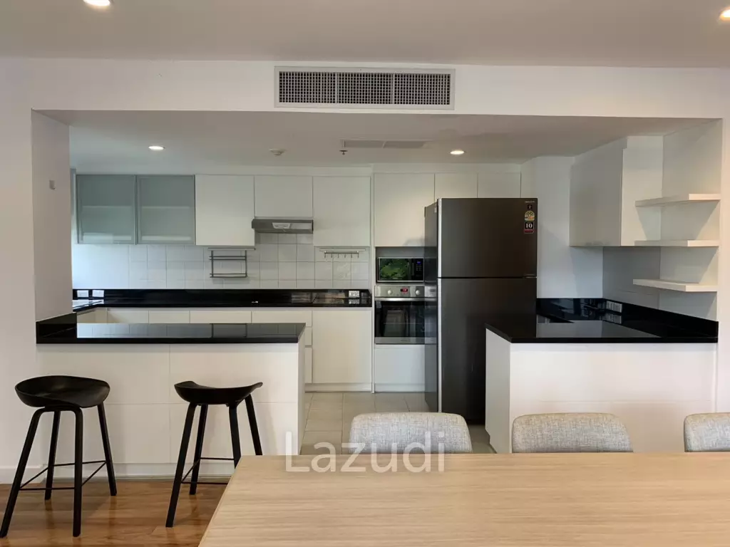 240 sqm 3 Bed Condo on 4th Floor at Shama Ekamai Bangkok, Phra Khanong Nuea