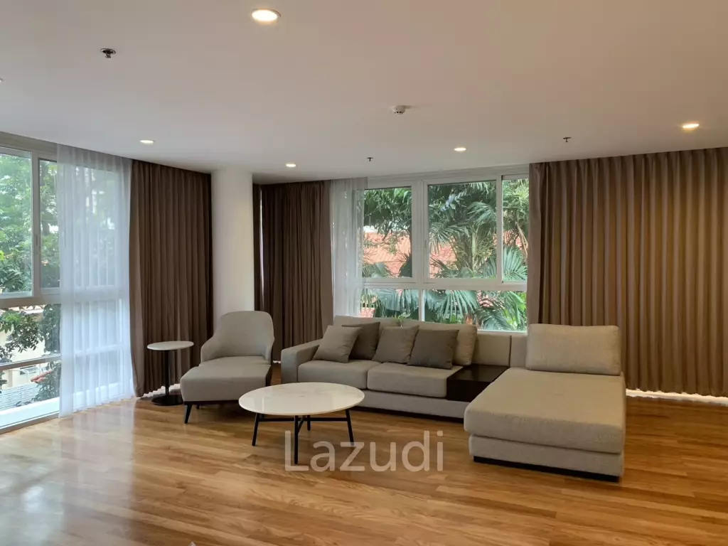240 sqm 3 Bed Condo on 4th Floor at Shama Ekamai Bangkok, Phra Khanong Nuea
