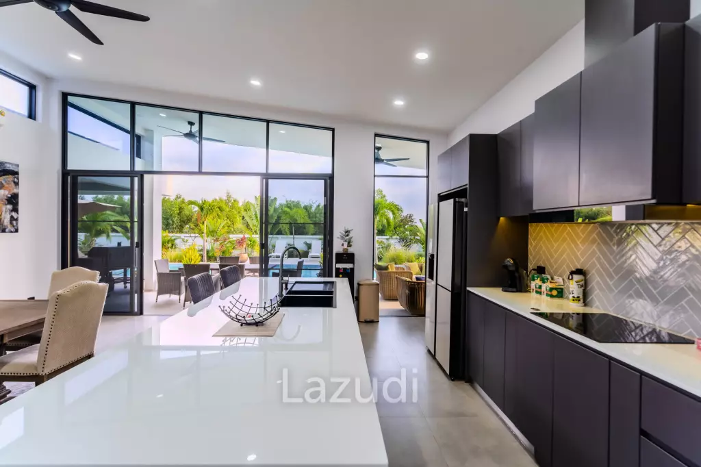 355 sqm modern pool villa in Wang Phong Pran Buri