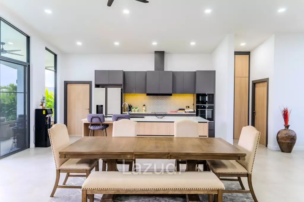 355 sqm modern pool villa in Wang Phong Pran Buri