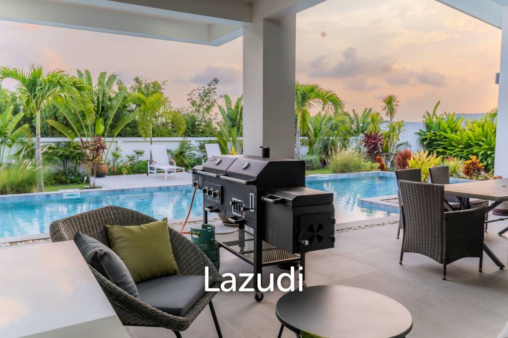 355 sqm modern pool villa in Wang Phong Pran Buri