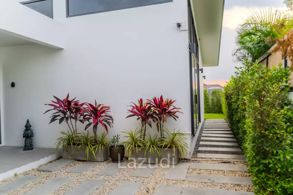 355 sqm modern pool villa in Wang Phong Pran Buri