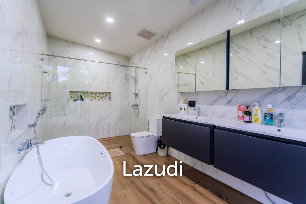 355 sqm modern pool villa in Wang Phong Pran Buri