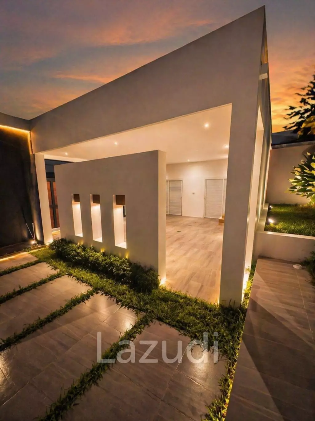 Brand New 3-Bedroom Villa for Sale at Villa Sunpao