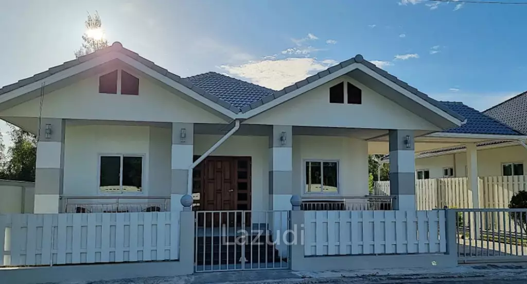 120 sqm 3-BR House in Leo Resort Cha-Am