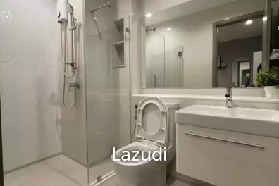 26 sqm studio condo on 20th floor at Life Asoke Hype