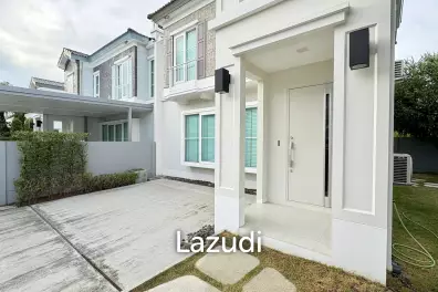 146 sqm modern detached house in Dokmai Prawet Bangkok