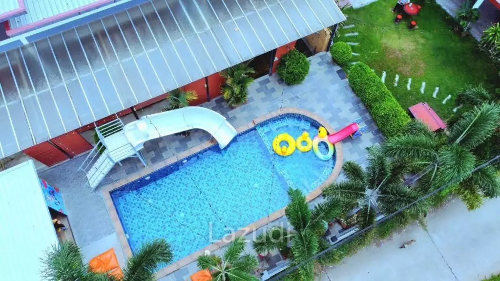 Luxury Pool Villa 4 Bed for Rent in Huai Yai