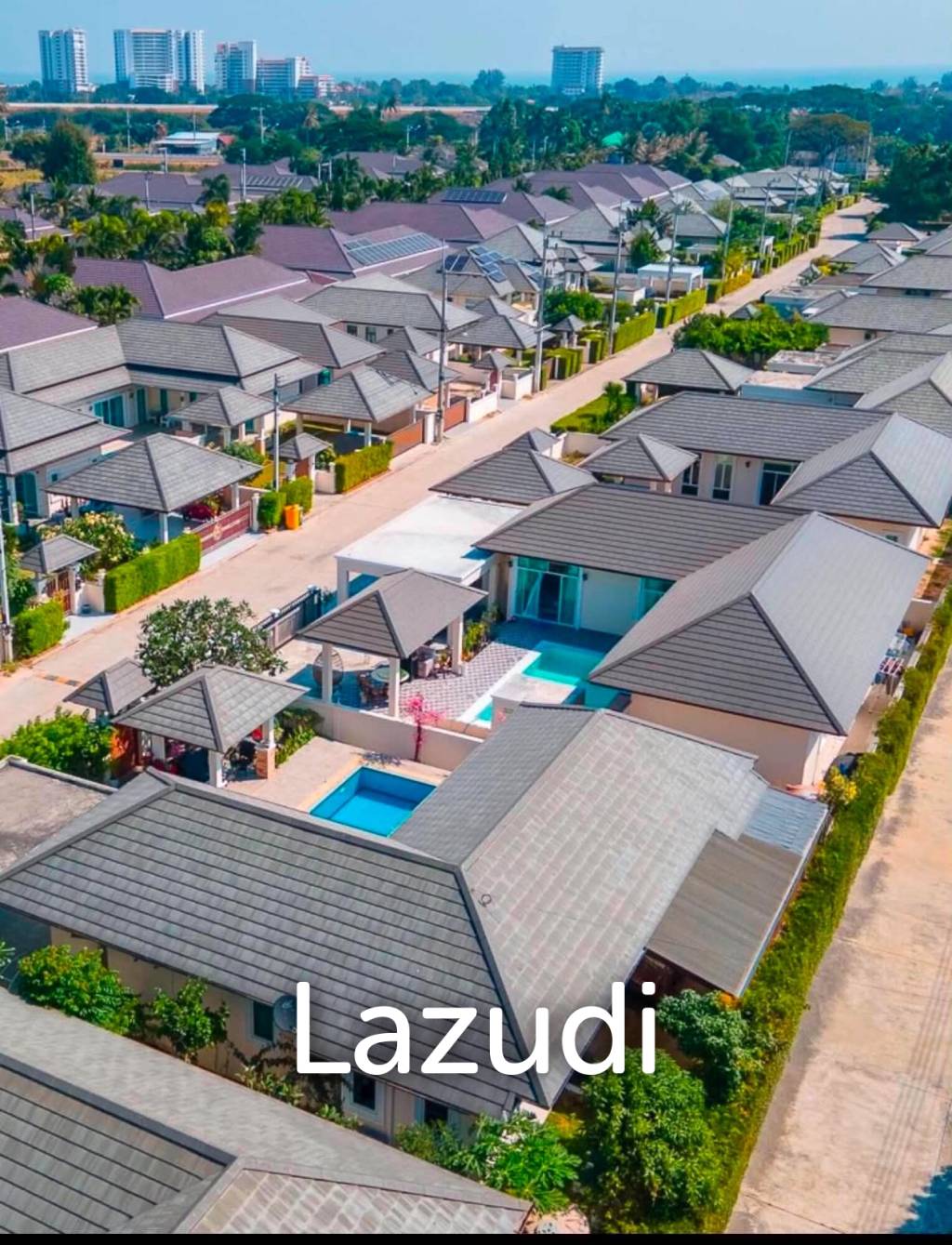 Nice Breeze 7 : Fully Furnished & Private Outdoor Pool.